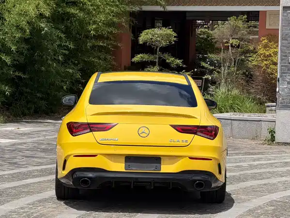 Mercedes-Benz CLA AMG 2022