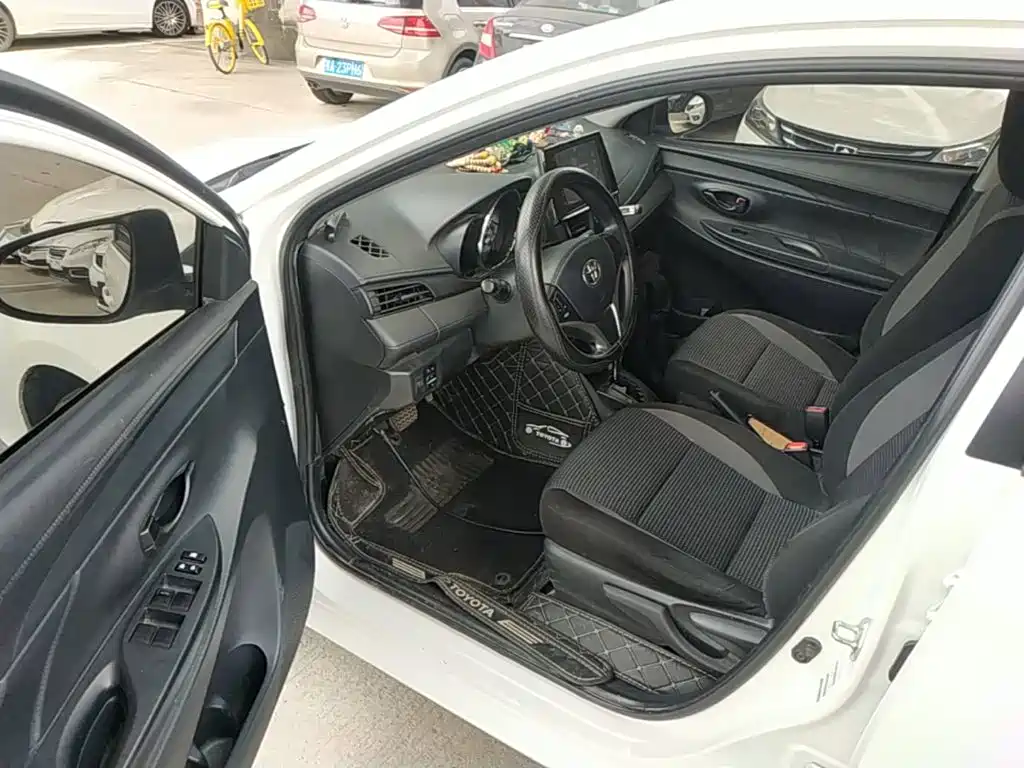 Toyota Vios 2022 — фото 16