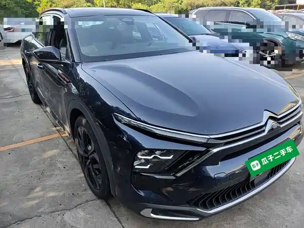 Citroën Versailles C5 X 2024