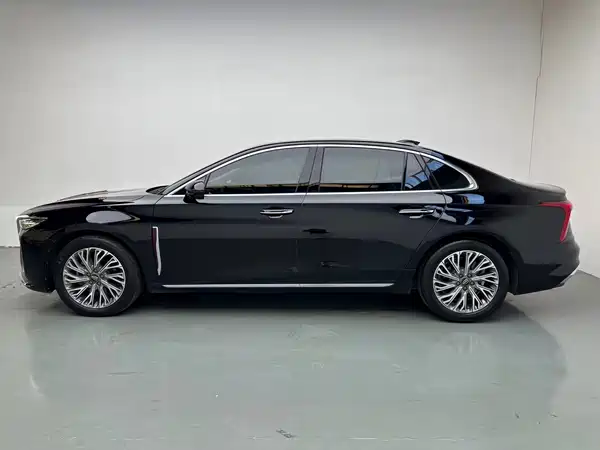 Hongqi H5 2022