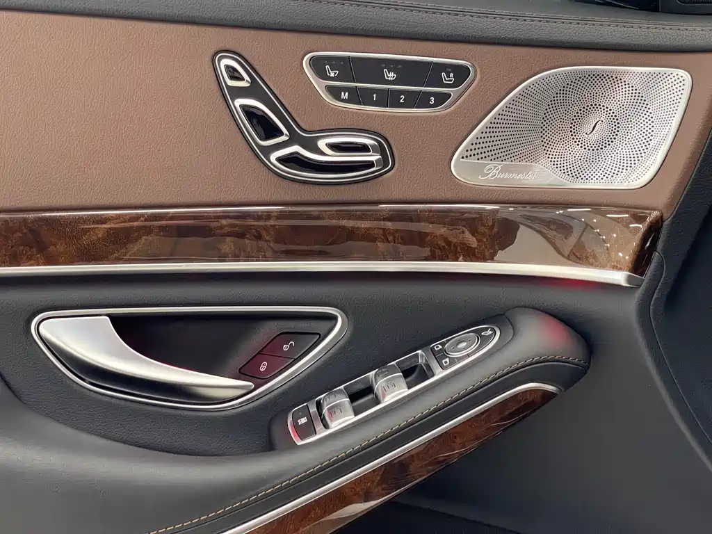Mercedes-Benz S-Class AMG 2016 — фото 15