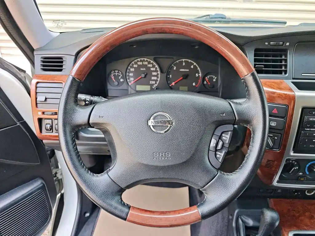 Nissan Patrol 2018 — фото 20