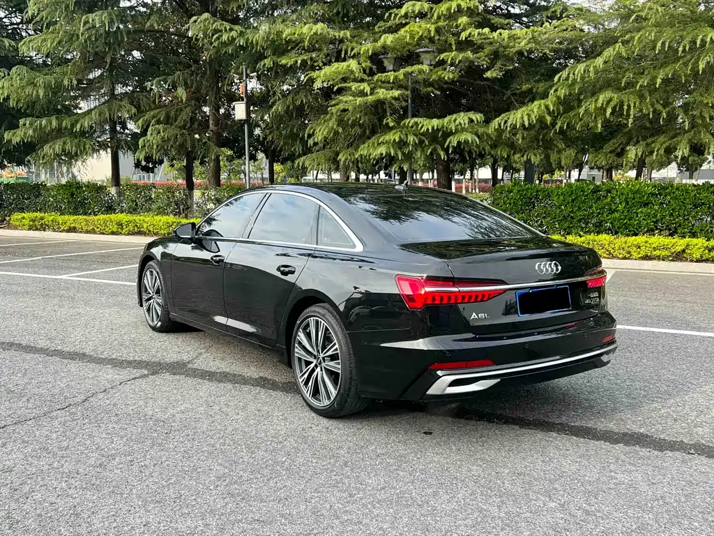 Audi A6L 2023 — фото 4