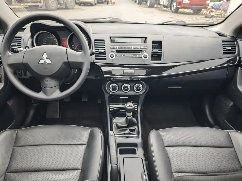 Mitsubishi Lancer EX 2014 — фото 6