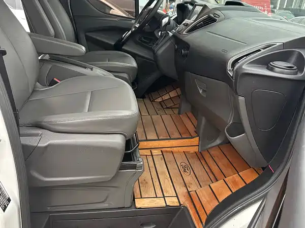 Ford Tourneo 2020