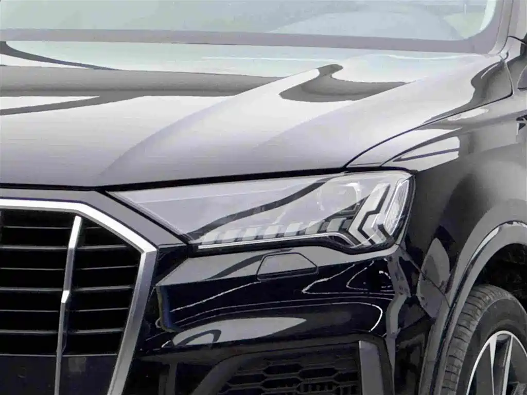 Audi Q7 2023 — фото 3