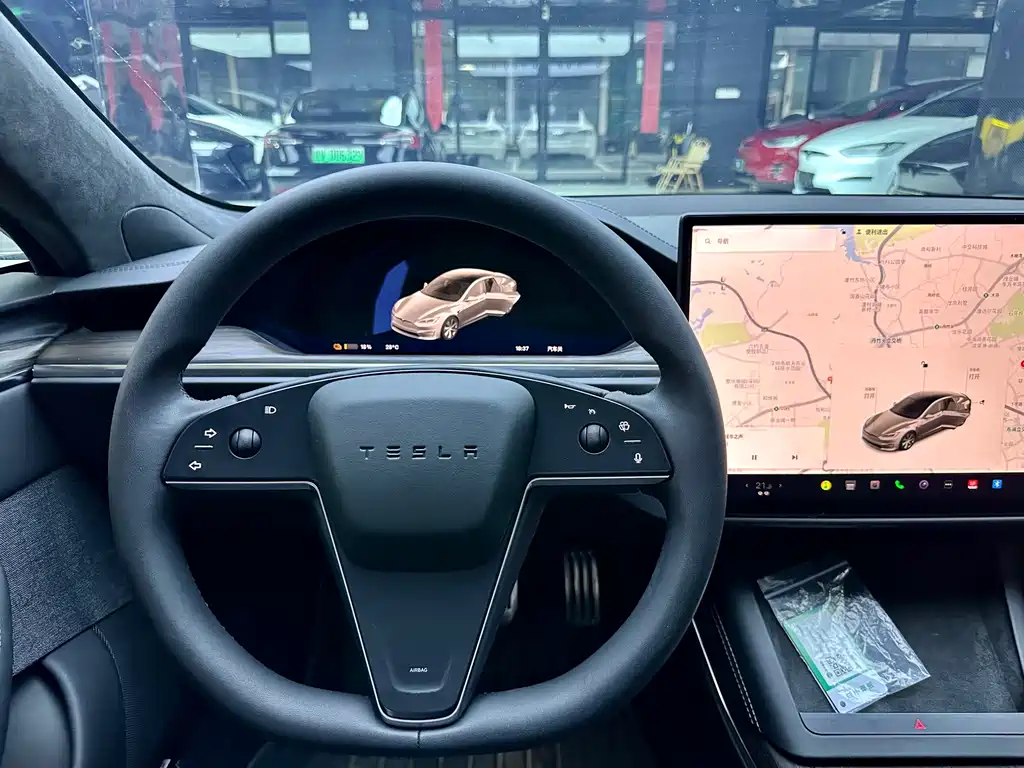 Tesla Model S 2023 — фото 14