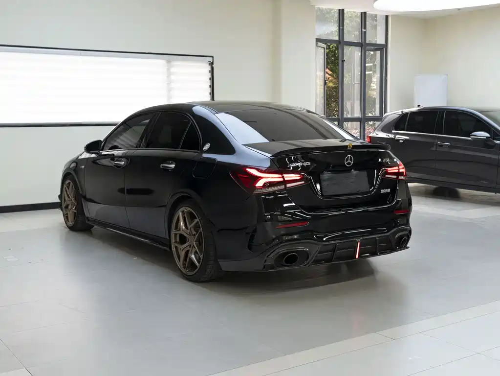 Mercedes-Benz A-Class AMG 2022 — фото 16