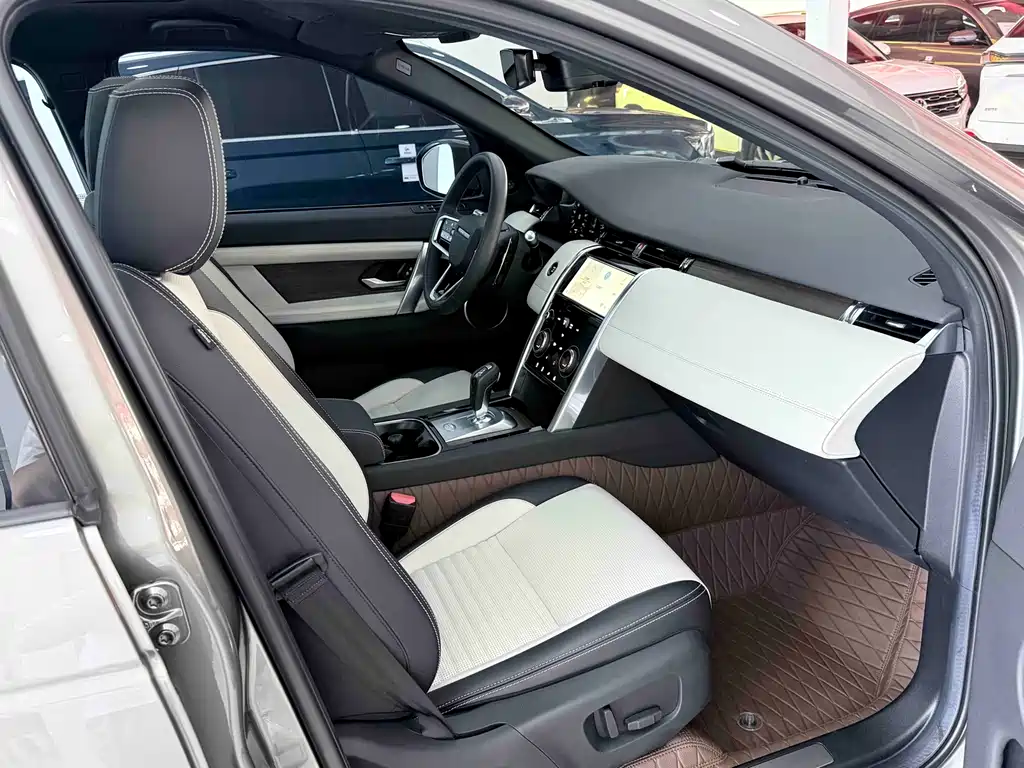 Land Rover Discovery Sport 2022 — фото 17