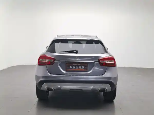 Mercedes-Benz GLA 2015
