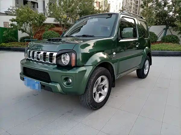 Suzuki Jimny 2013