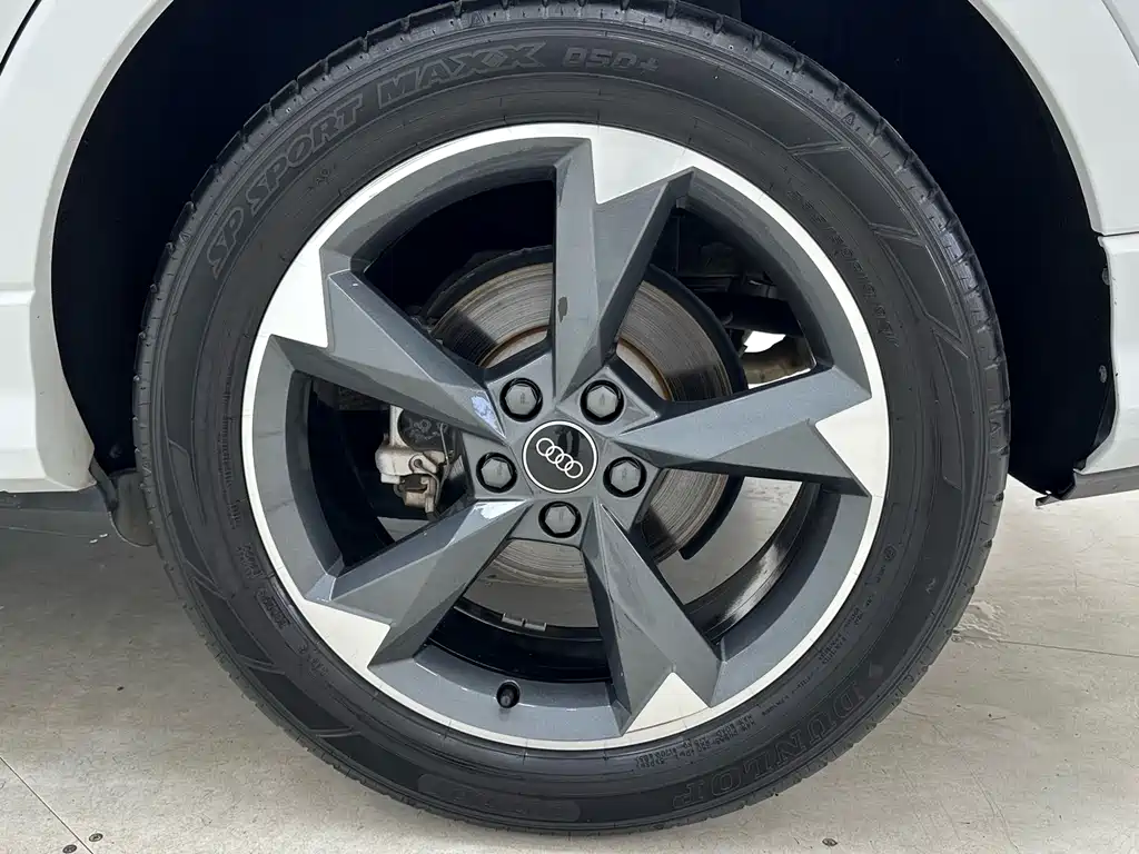 Audi Q3 2022 — фото 17