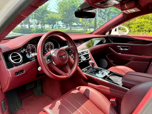 Bentley Flying Spur 2022