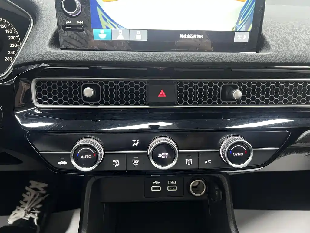 Honda Civic 2022 — фото 16