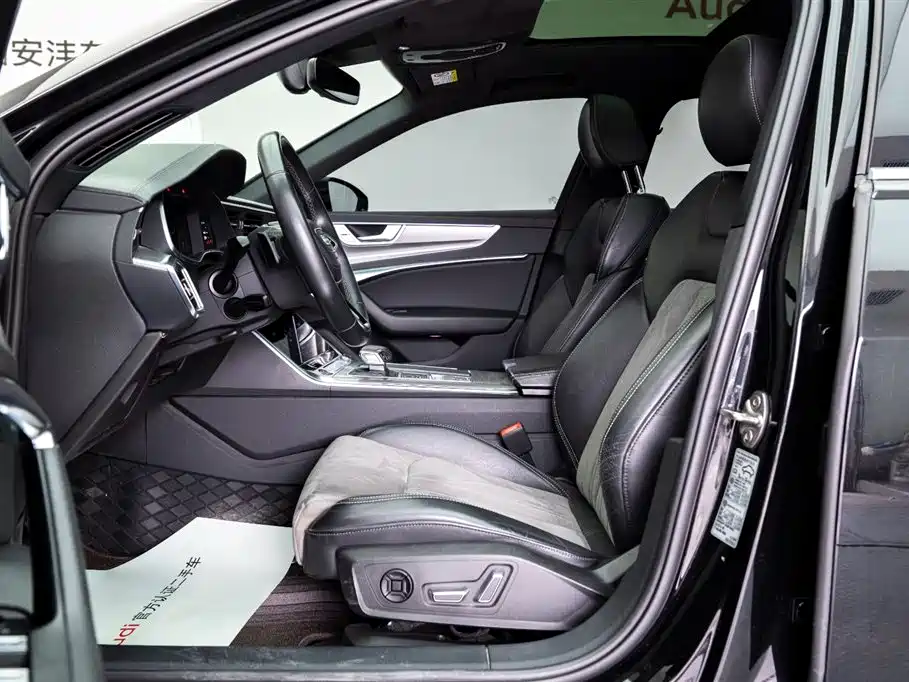Audi A6L 2023 — фото 11