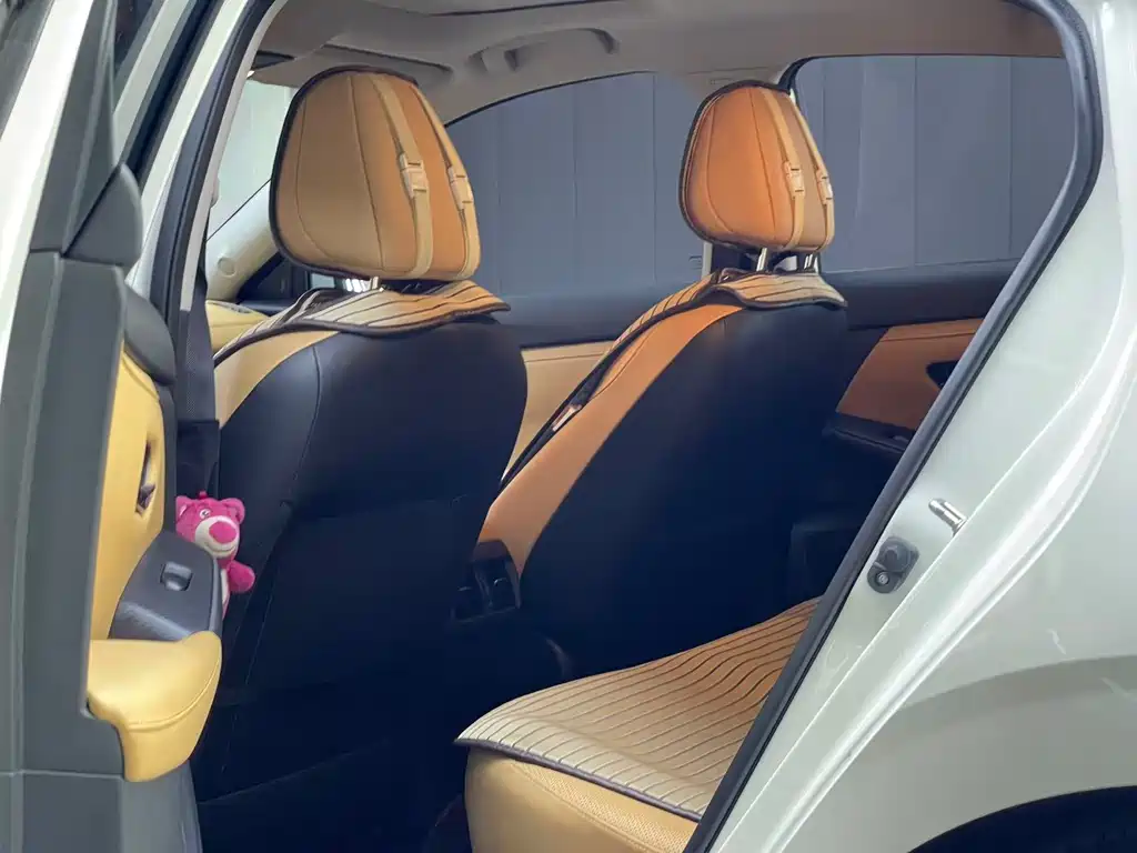 Nissan Sylphy 2019 — фото 10