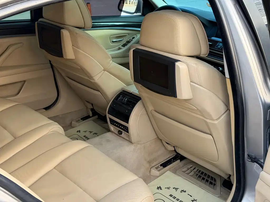 BMW 5 Series 2013 — фото 11