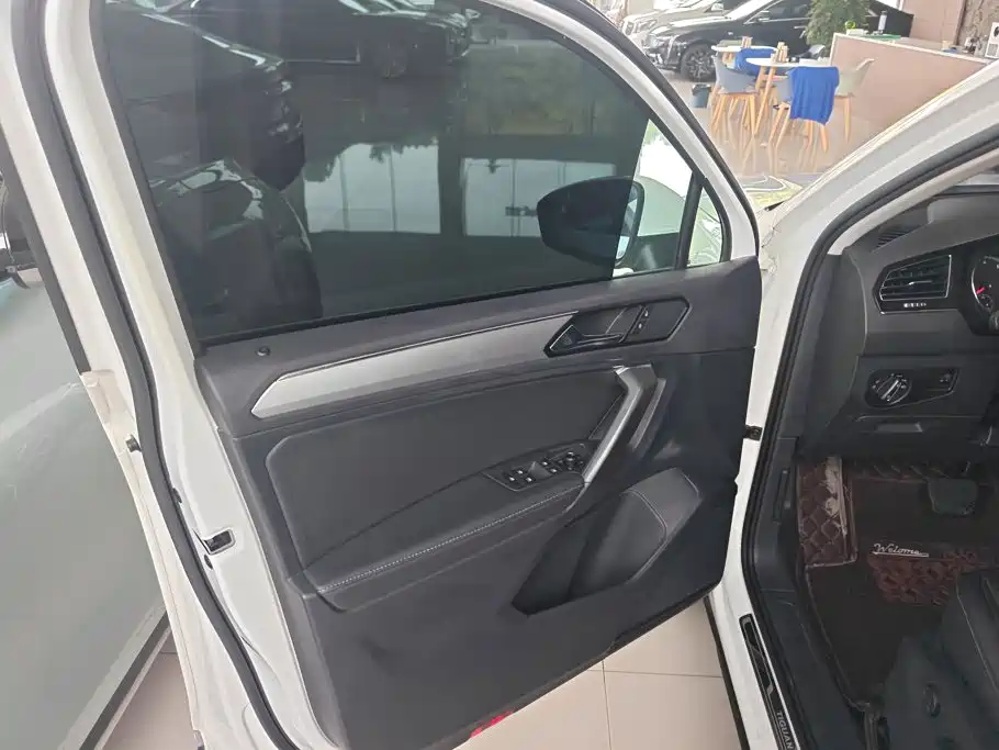 Volkswagen Tiguan L 2018