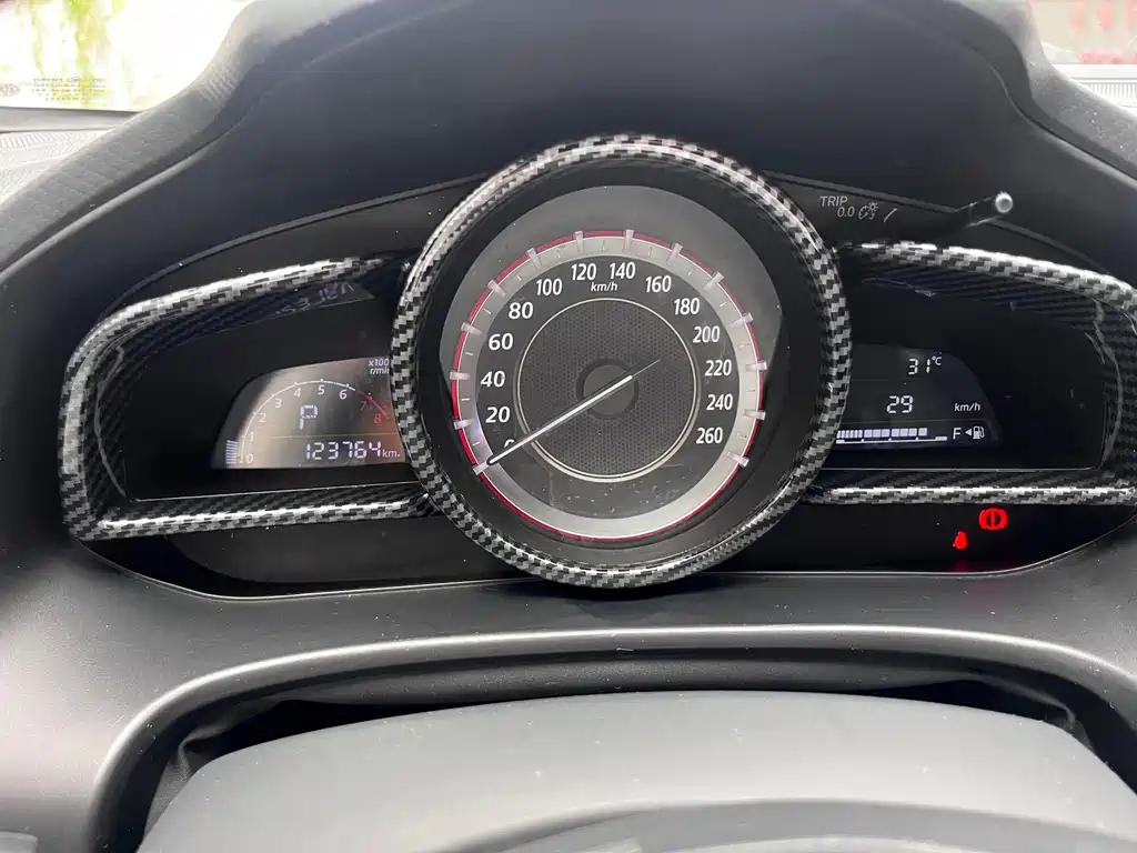 Mazda 3 Angkesela 2016 — фото 11