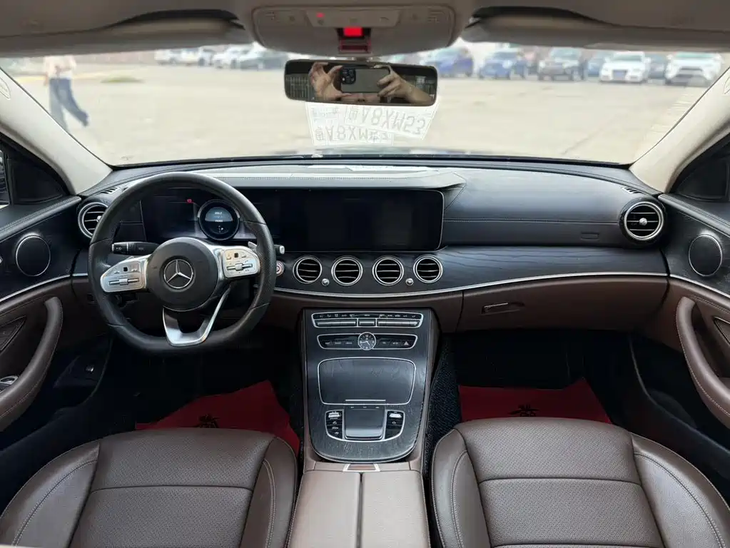 Mercedes-Benz E-Class 2019 — фото 5