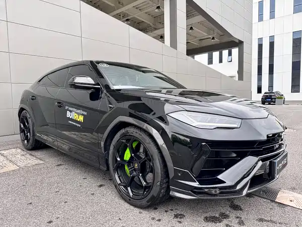 Lamborghini Urus 2022