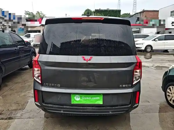Wuling Journey 2022