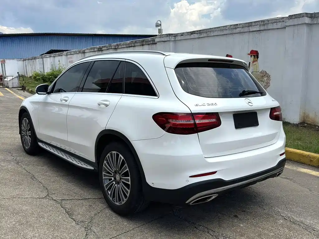 Mercedes-Benz GLC 2018 — фото 9
