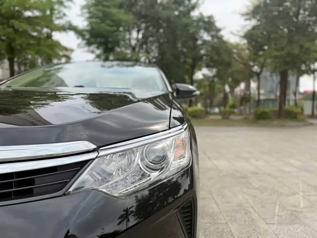 Toyota Camry 2016 — фото 16