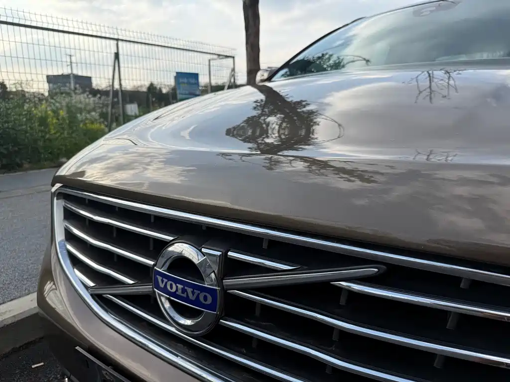 Volvo XC60 2016 — фото 5