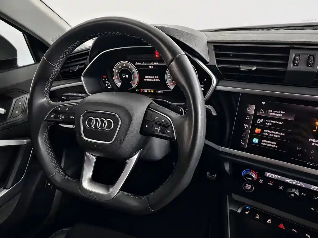 Audi Q3 2022 — фото 17