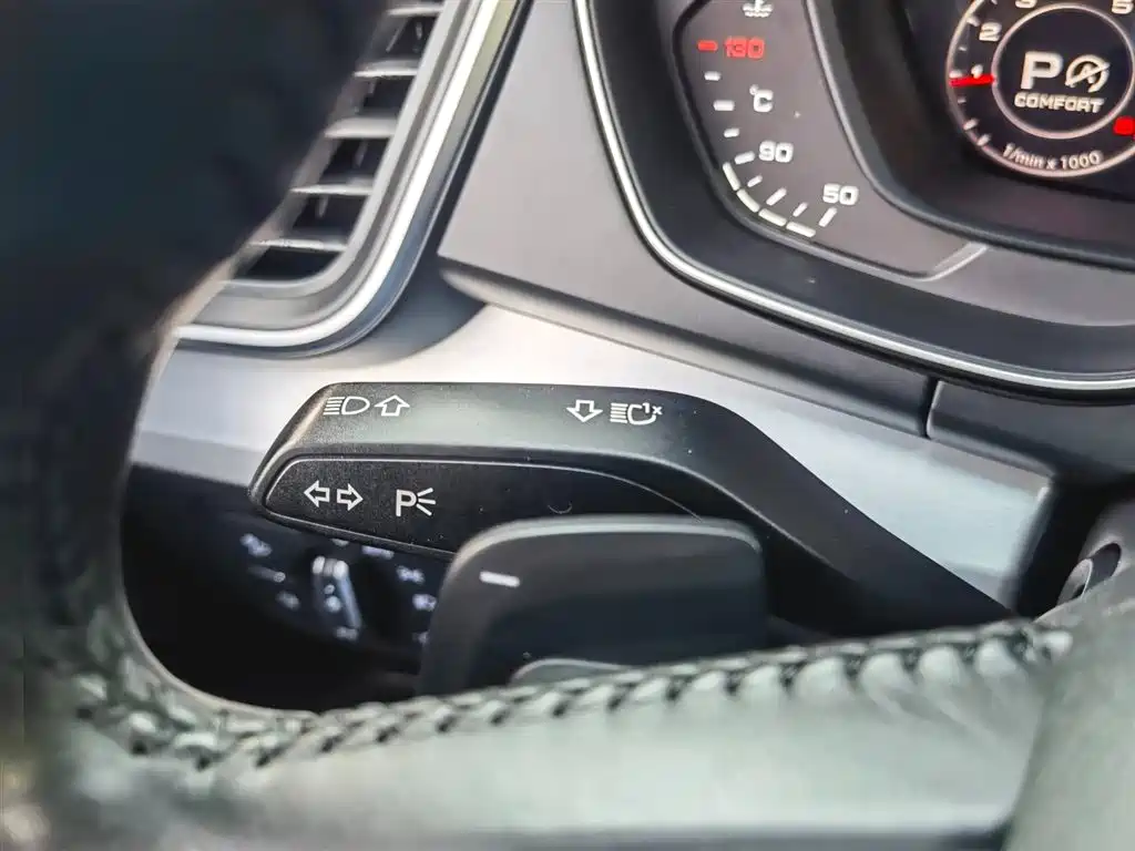 Audi Q5L 2021 — фото 25