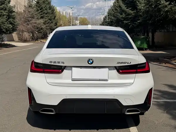 BMW 3 Series 2023