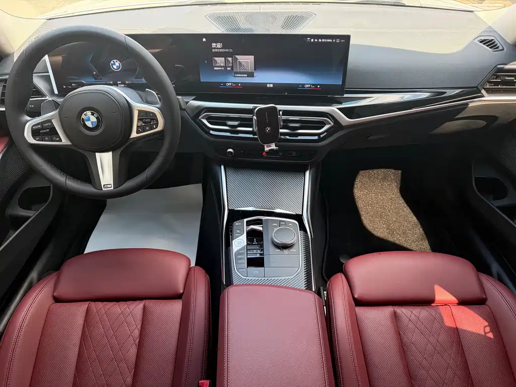 BMW 3 Series 2023 — фото 16