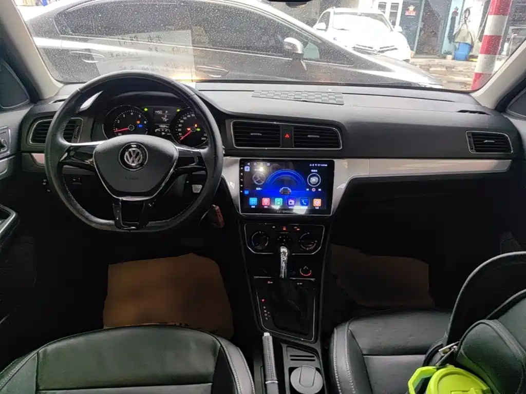 Volkswagen Gran Lavida 2016 — фото 10