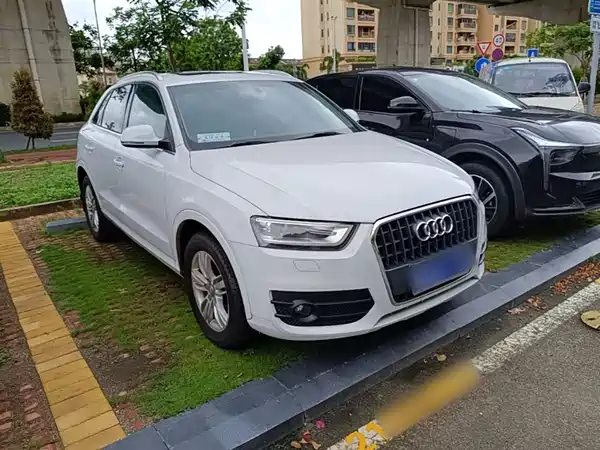 Audi Q3 2015