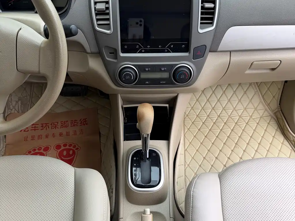 Nissan Sylphy 2019 — фото 28