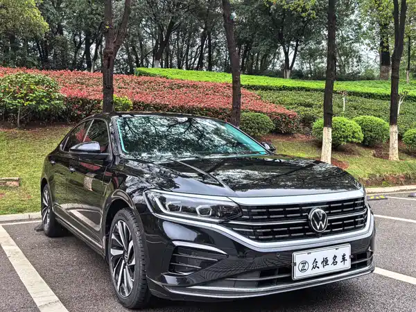 Volkswagen Passat 2023