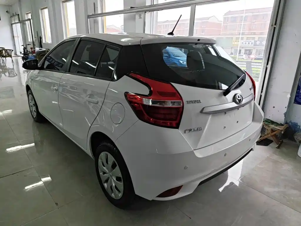 Toyota Yaris L 2017
