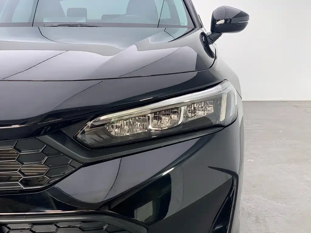 Honda Civic 2025 — фото 12