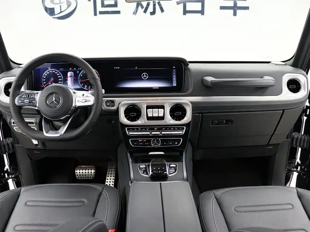 Mercedes-Benz G-Class 2024 — фото 13