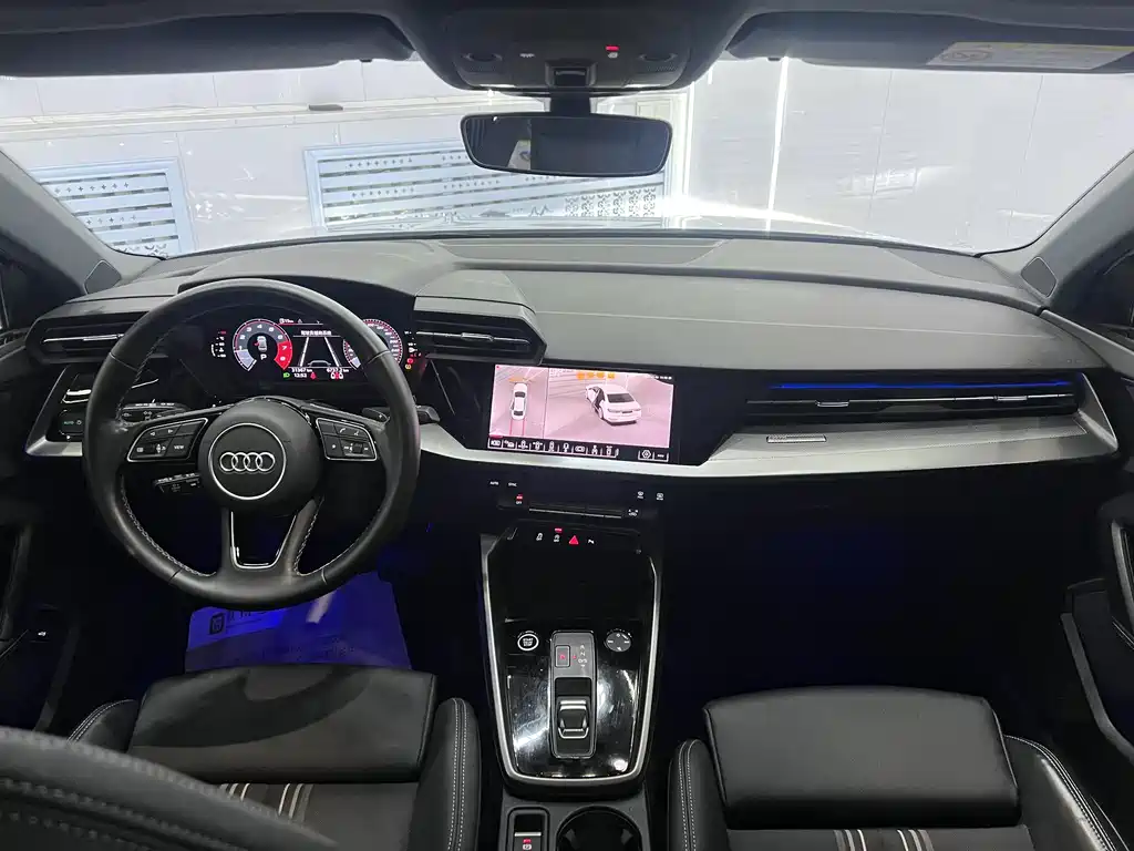 Audi A3 2023 — фото 16