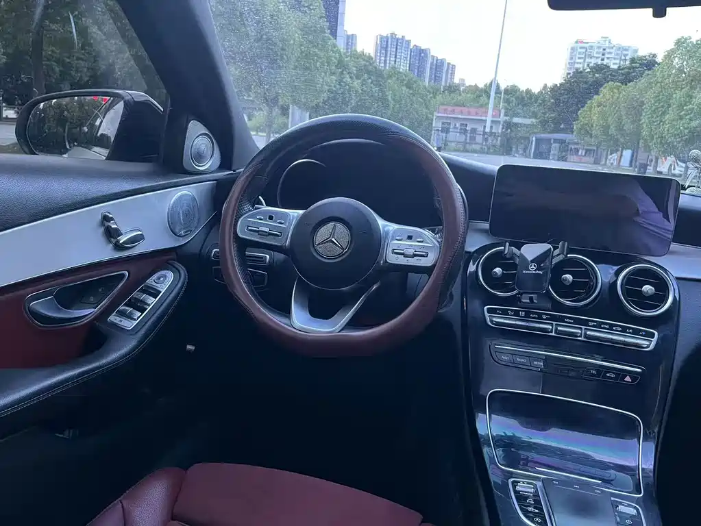 Mercedes-Benz C-Class 2020 — фото 10