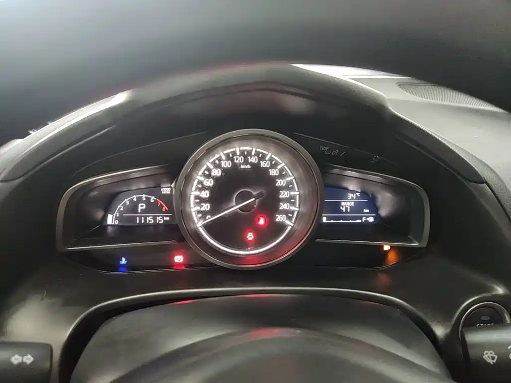 Mazda 3 Angkesela 2017 — фото 12