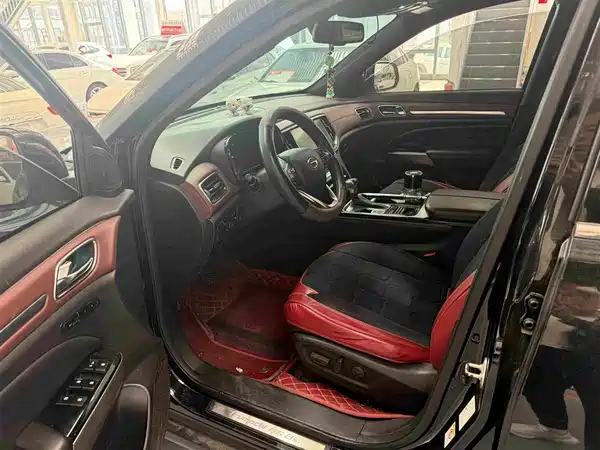 GAC Trumpchi GS8 2020