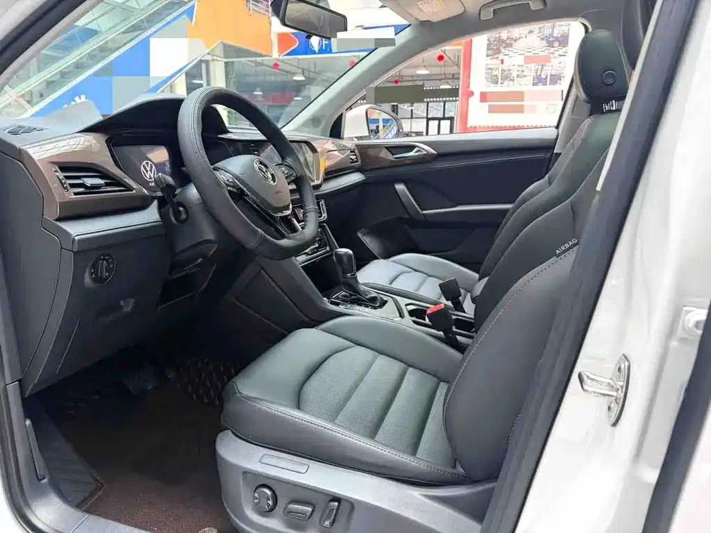 Volkswagen Tharu 2022
