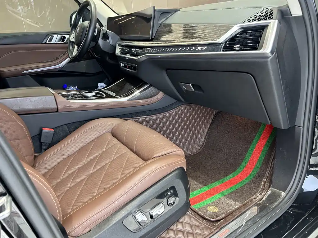 BMW X7 2023 — фото 19