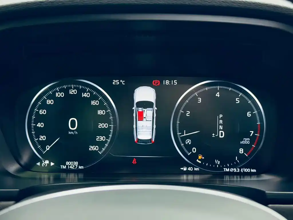 Volvo V90 2018 — фото 13