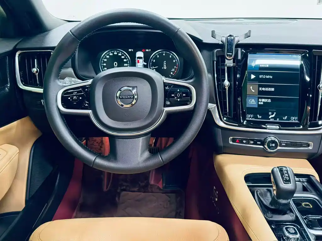 Volvo V90 2018 — фото 8
