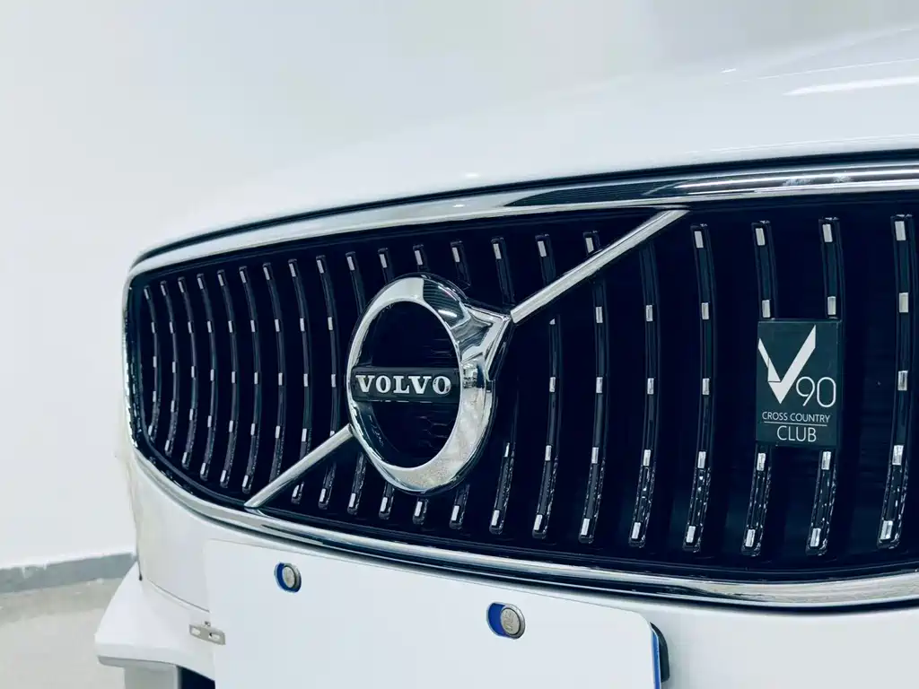 Volvo V90 2018 — фото 21