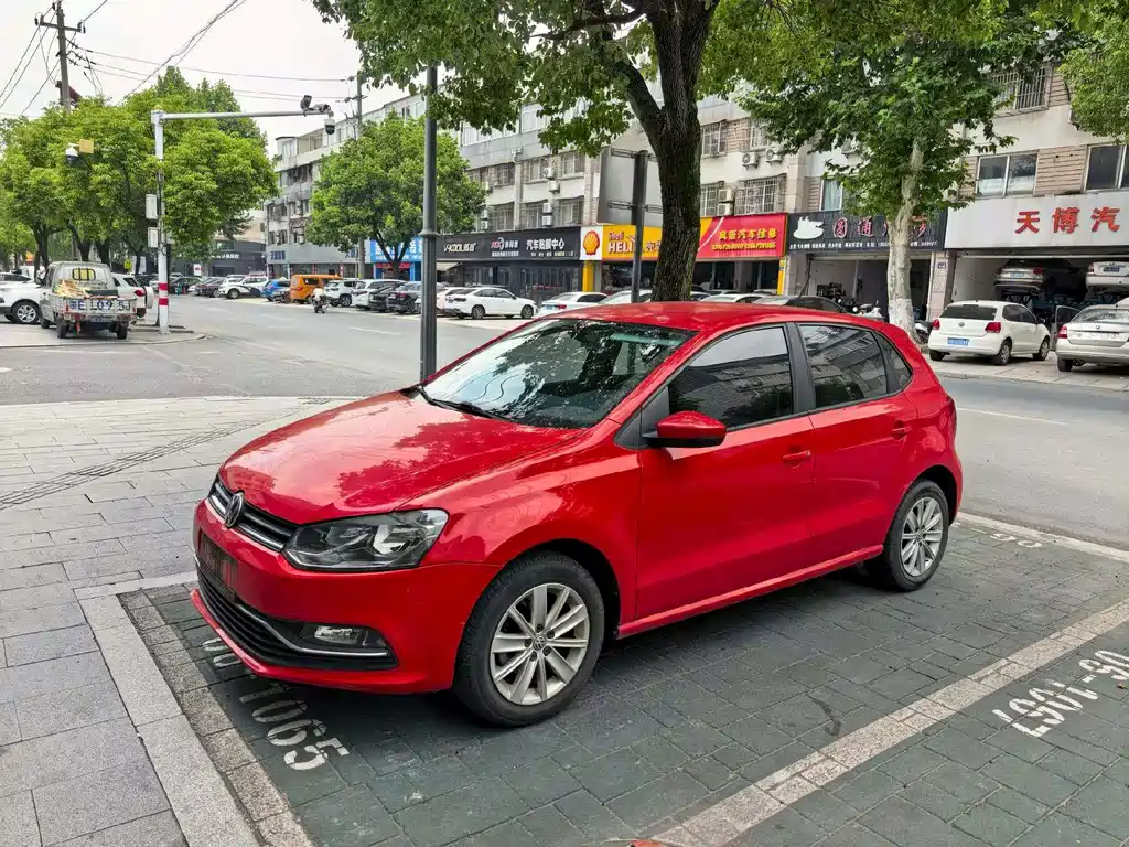 Volkswagen Polo 2016